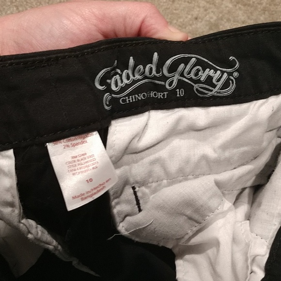 Dress shorts - Picture 3 of 3